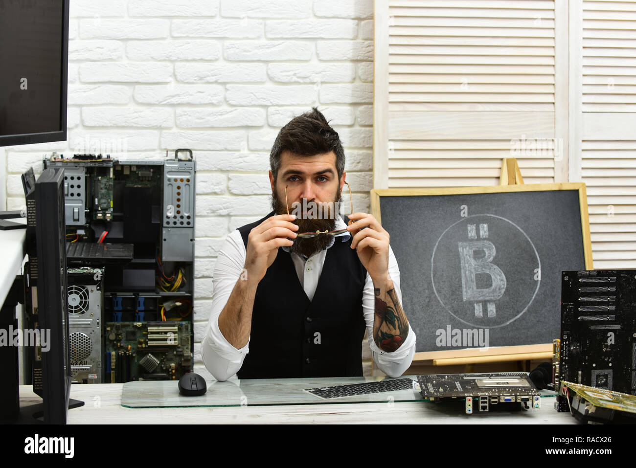 Cryptographer. Bearded man bitcoiner. Bitcoin miner man in server room.  Bearded businessman with computer circuits for bitcoin mining. Crypto  currency Stock Photo - Alamy