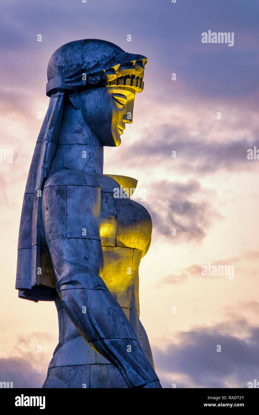 Mother statue kartli hires stock photography and images Alamy