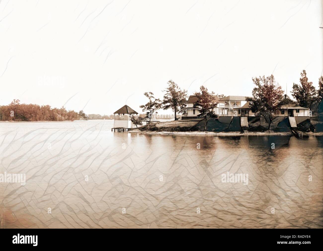 Davis residence, Lake Orion, Mich, The, Lakes & ponds, Dwellings