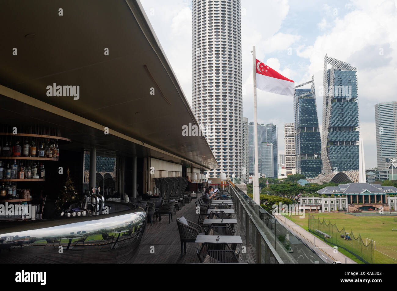 20.12.2018, Singapore, Republic of Singapore, Asia - View from the rooftop terrace at the National Gallery Singapore of the city skyline. Stock Photo