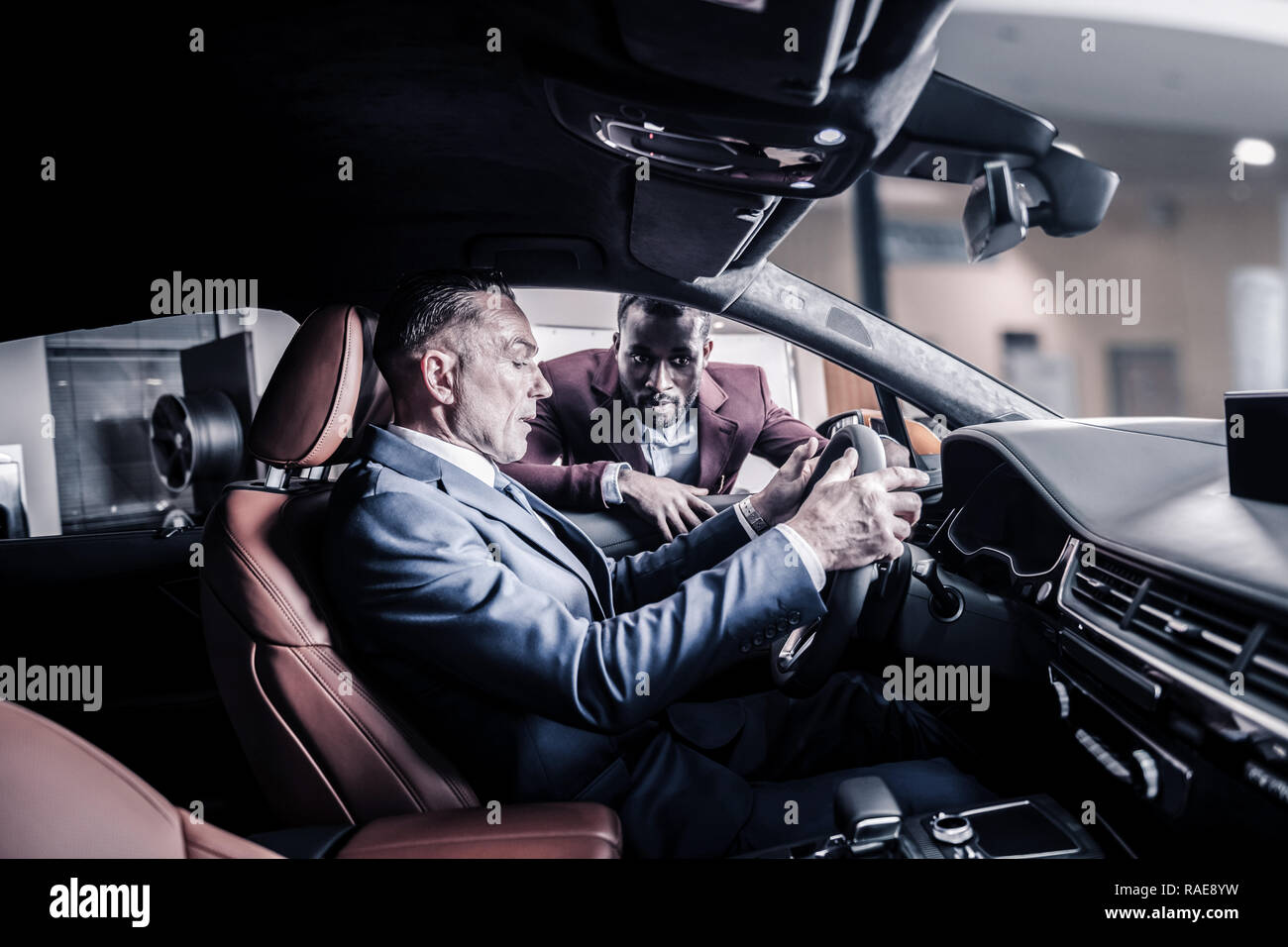 Rich man car hi-res stock photography and images - Alamy