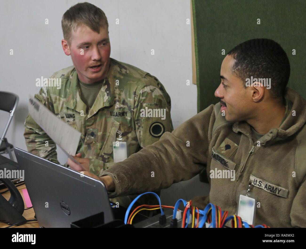 America S First Corps Information Systems Analysts Spc Aaron Lung