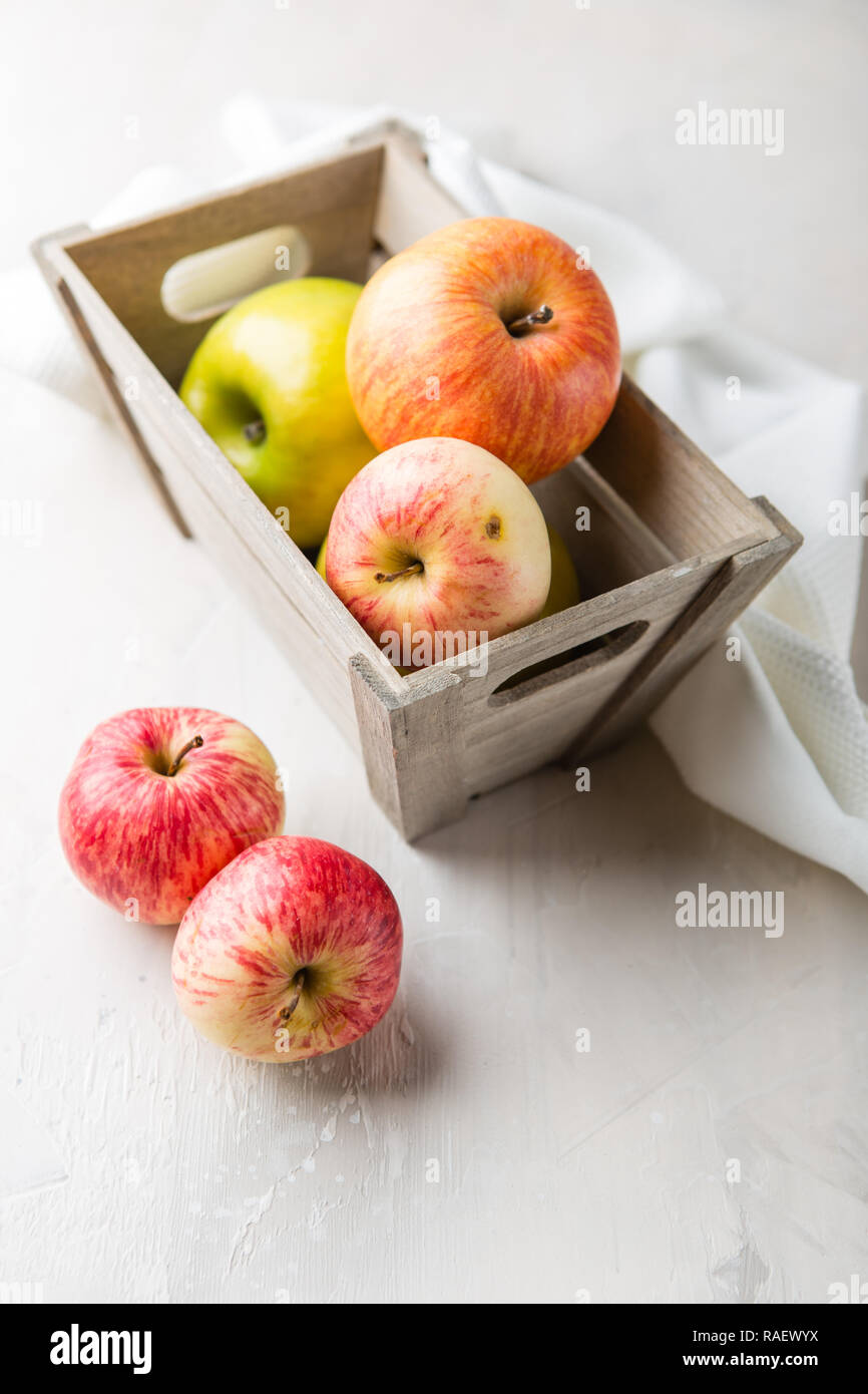 Decorative wooden box with red and green ripe apples Stock Photo - Alamy