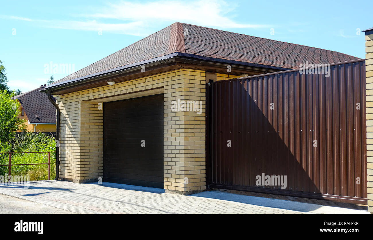 Garage For Cars Sliding Gate To The House Beautiful Summer