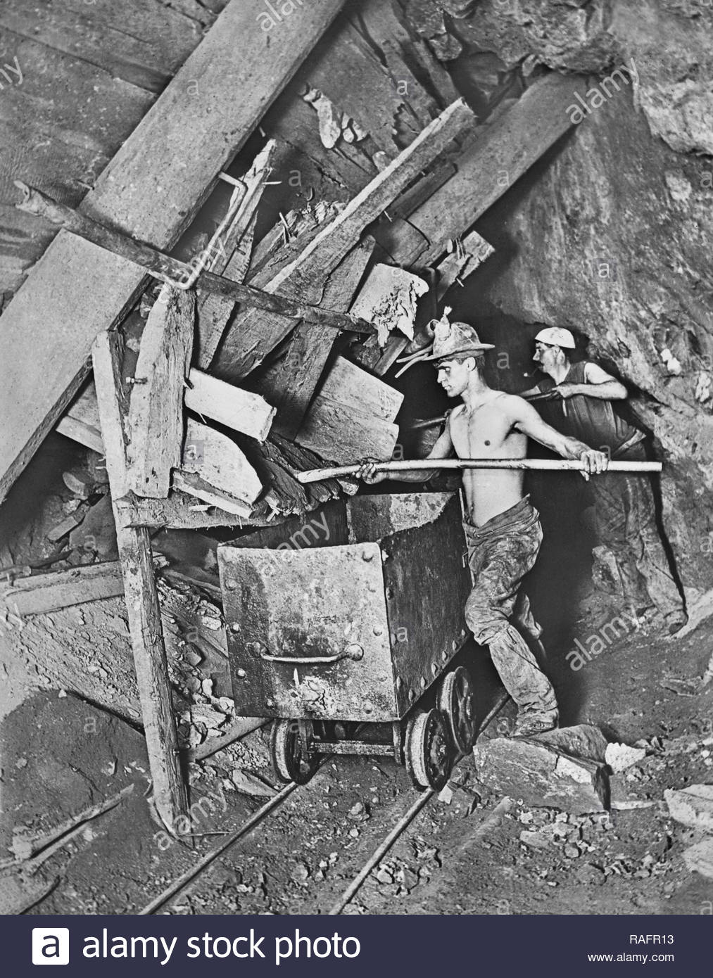 Coal Miners 1900s Stock Photos & Coal Miners 1900s Stock Images Alamy
