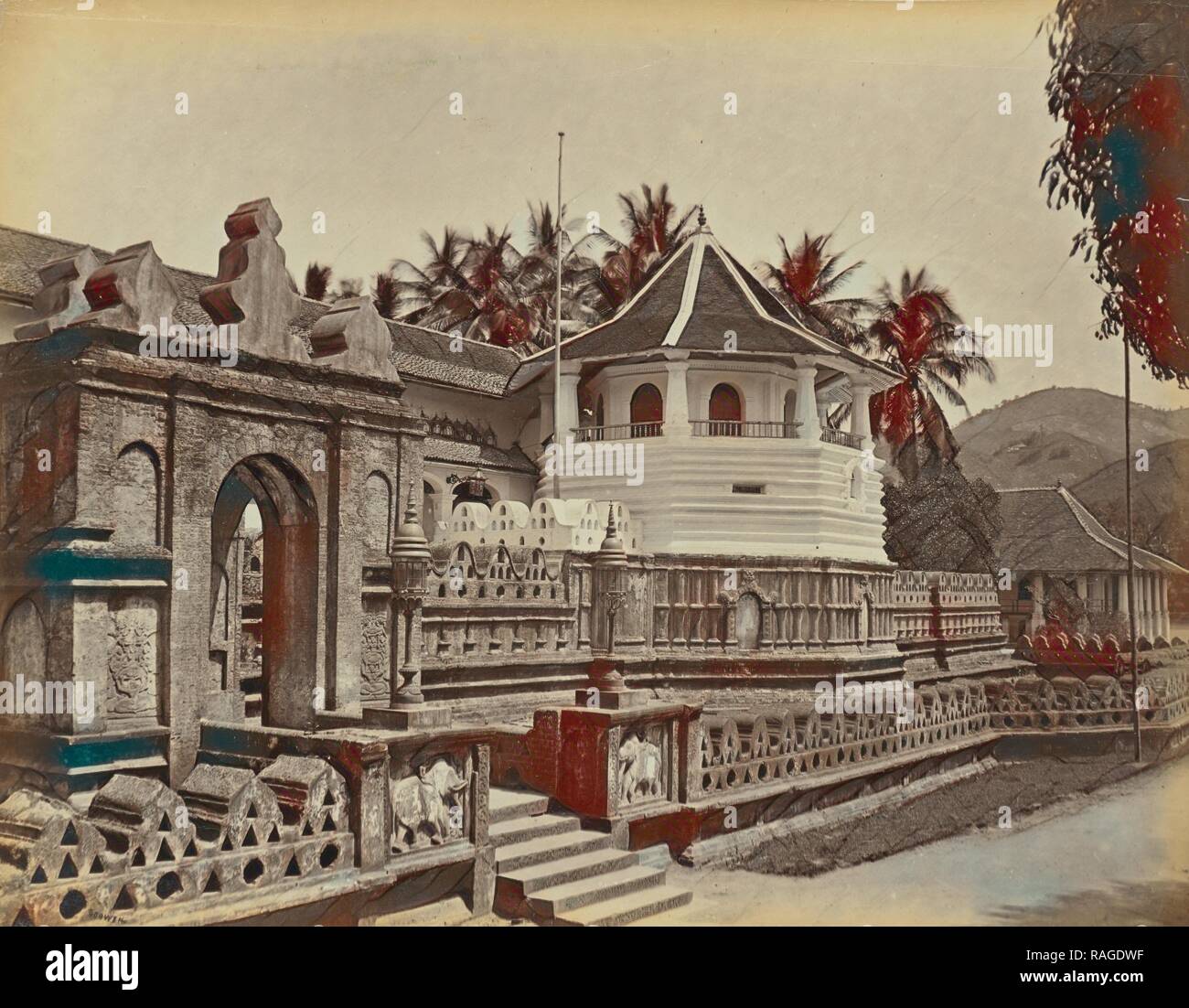 Tirage Platine Vintage - Photo Du Sri Lanka (Kandy Lake) - Scowen, Circa 1900 - Format 25x29,5 Cm