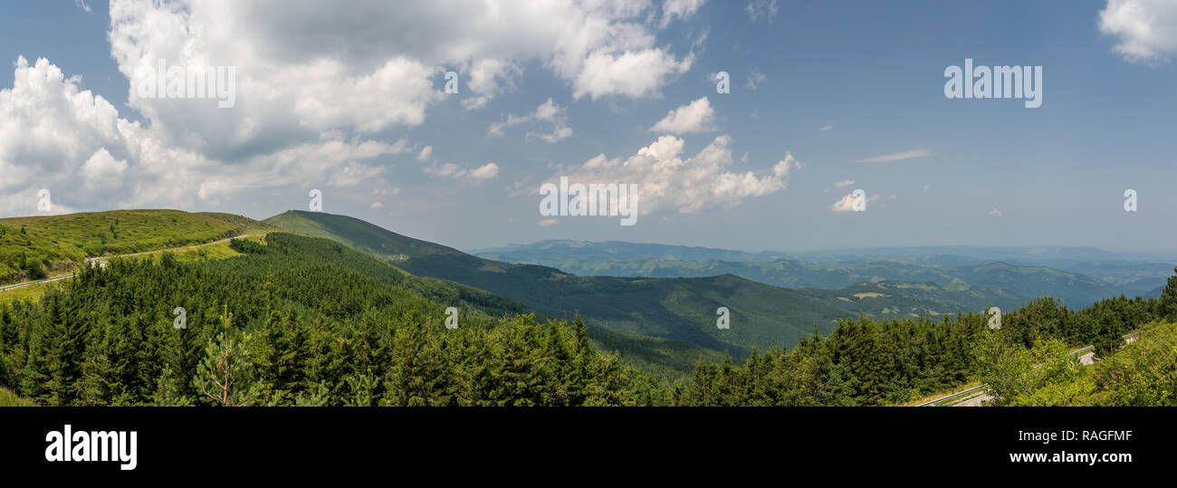 Panorama view mountain peaks hi-res stock photography and images - Alamy