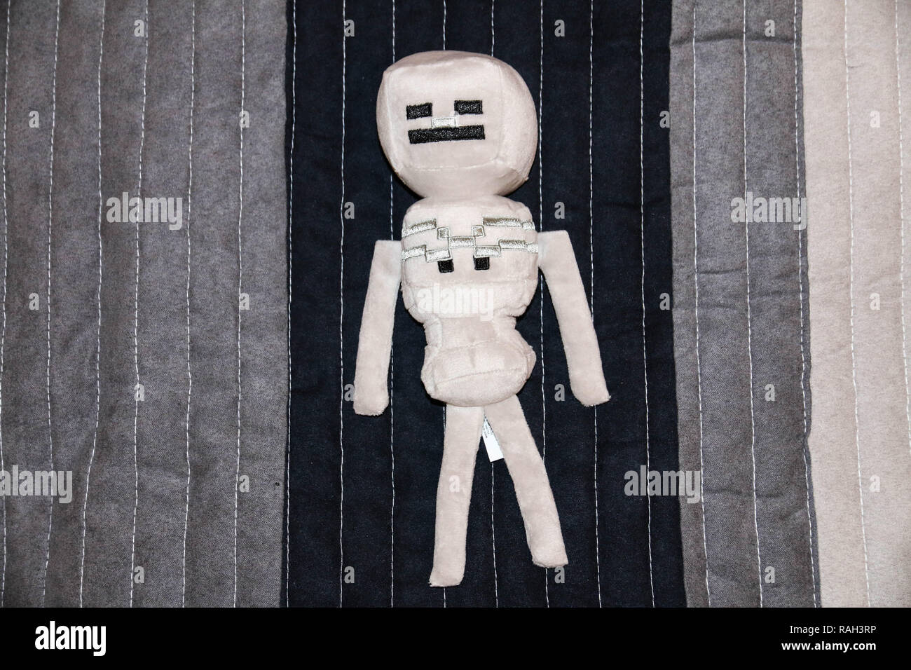 Minecraft White Skeleton Plush Stock Photo Alamy