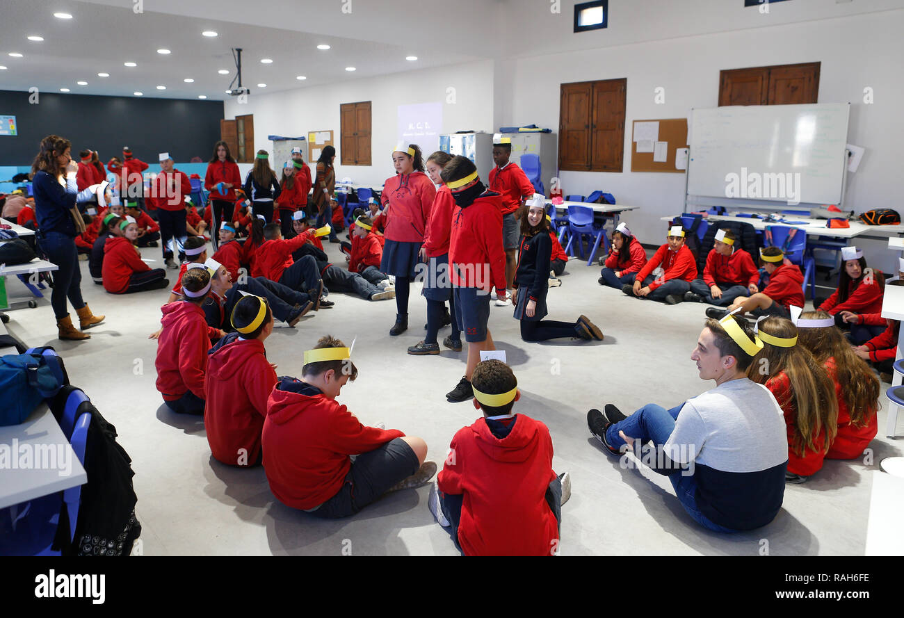 Spanish school uniform hires stock photography and images Alamy