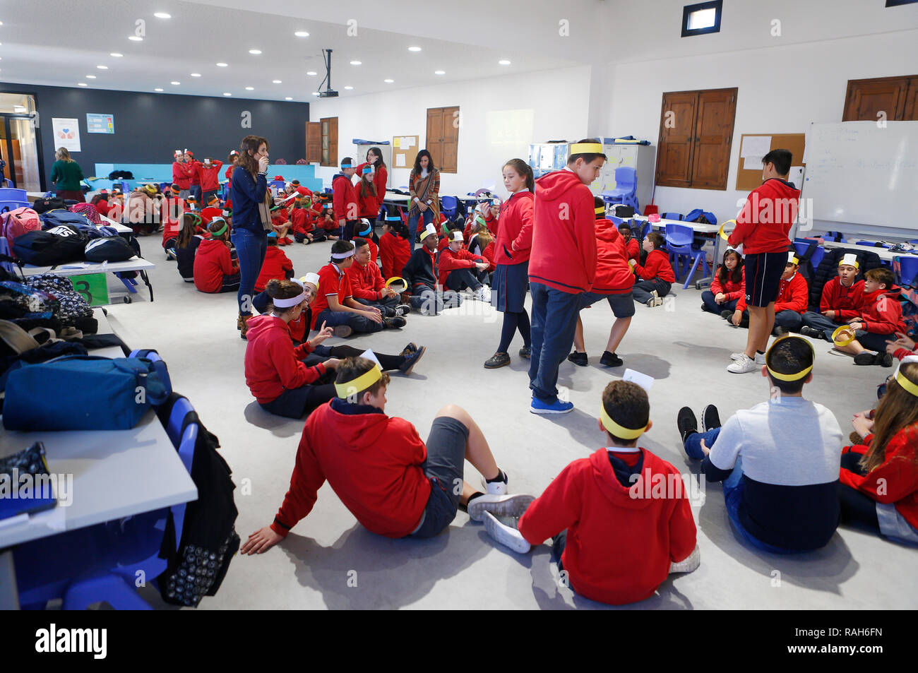 spanish-school-uniform-hi-res-stock-photography-and-images-alamy