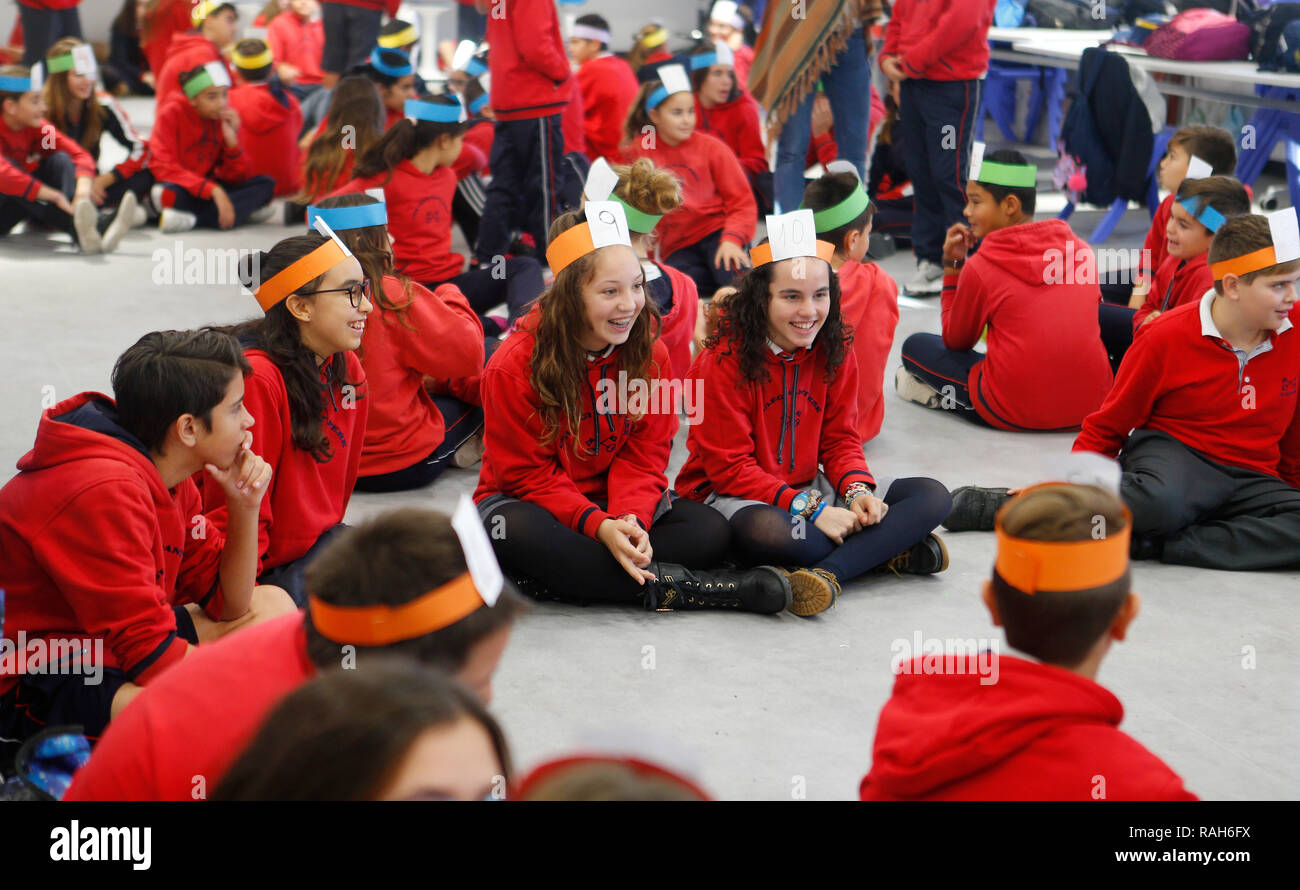 Spanish school uniform hires stock photography and images Alamy