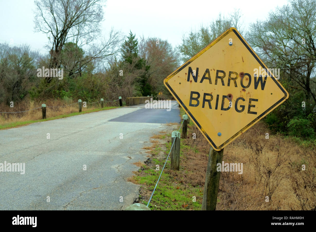 Narrow Bridge sign on a Texas country road during winter Stock Photo