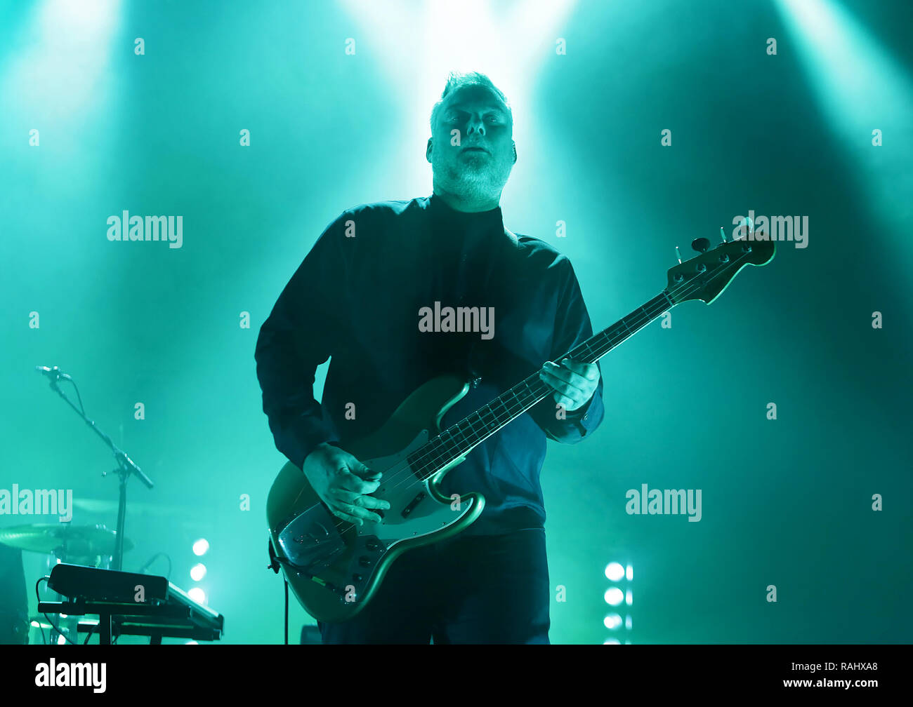The Cardigans performing live at Manchester O2 Apollo Featuring: The  Cardigans, Magnus Sveningsson Where: Manchester, United Kingdom When: 03  Dec 2018 Credit: Sakura/WENN.com Stock Photo - Alamy