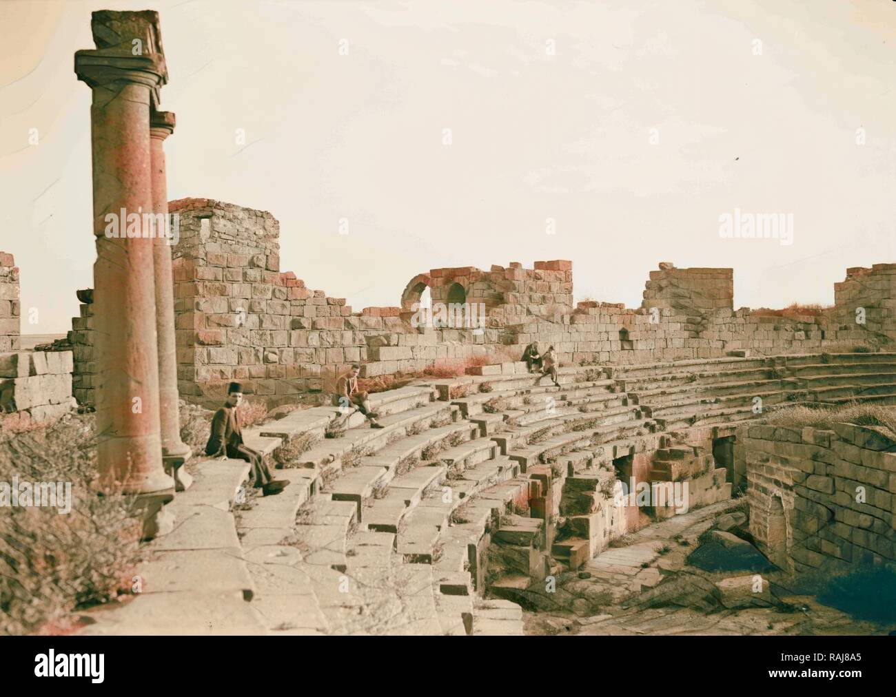 Jebel elDruze & Hauran. Basra Eski Sham. The Roman theatre within the