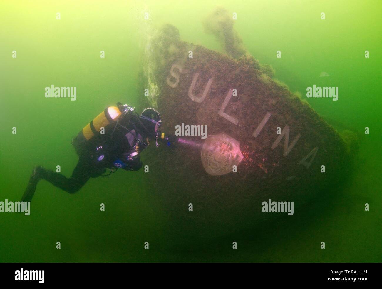 Coat of arms and inscriptions hires stock photography and images Alamy