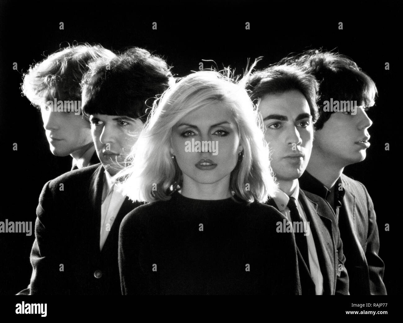 Publicity photo of Deborah Harry, Gary Valentine, Clem Burke, Chris Stein, James Destri, (Blondie) circa 1976 File Reference # 33636_1001THA Stock Photo