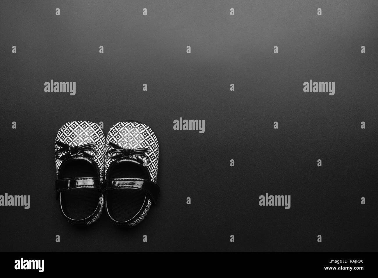 Casual Black Dots On White Baby Shoes main image 1