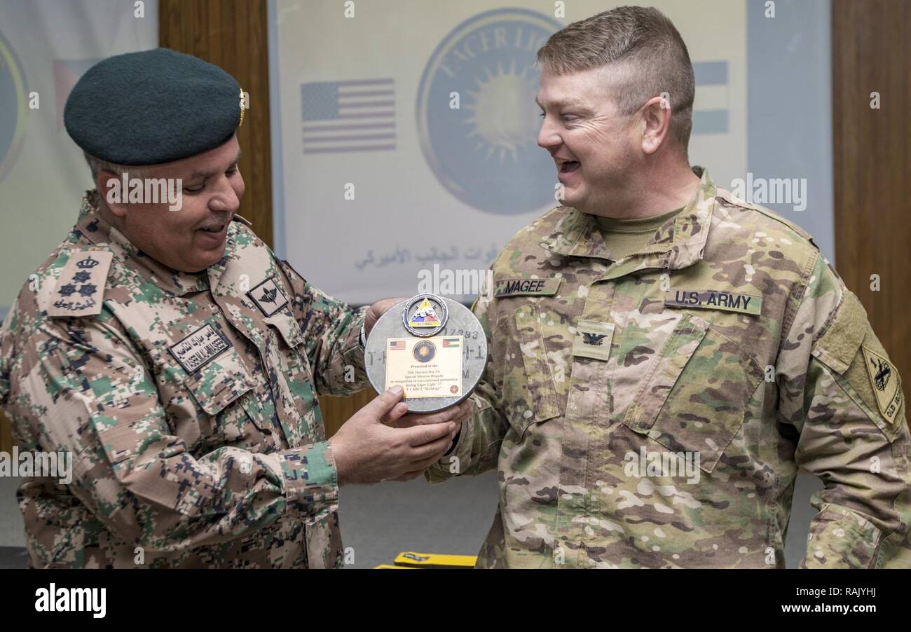 King Hussein Of Jordan Military High Resolution Stock Photography And Images Alamy King Hussein Of Jordan Military High Resolution Stock Photography And Images Alamy