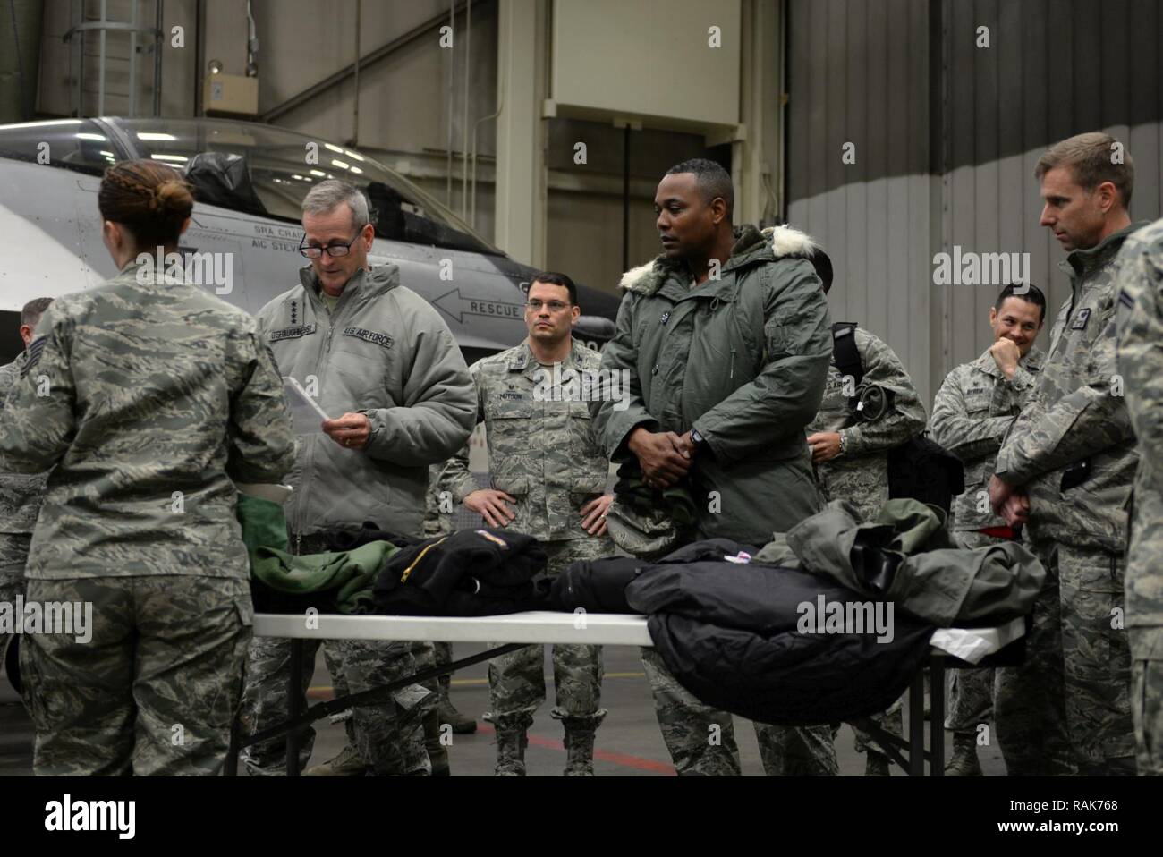 Pacific Air Forces Commander visits Osan warriors > Pacific Air Forces >  Article Display