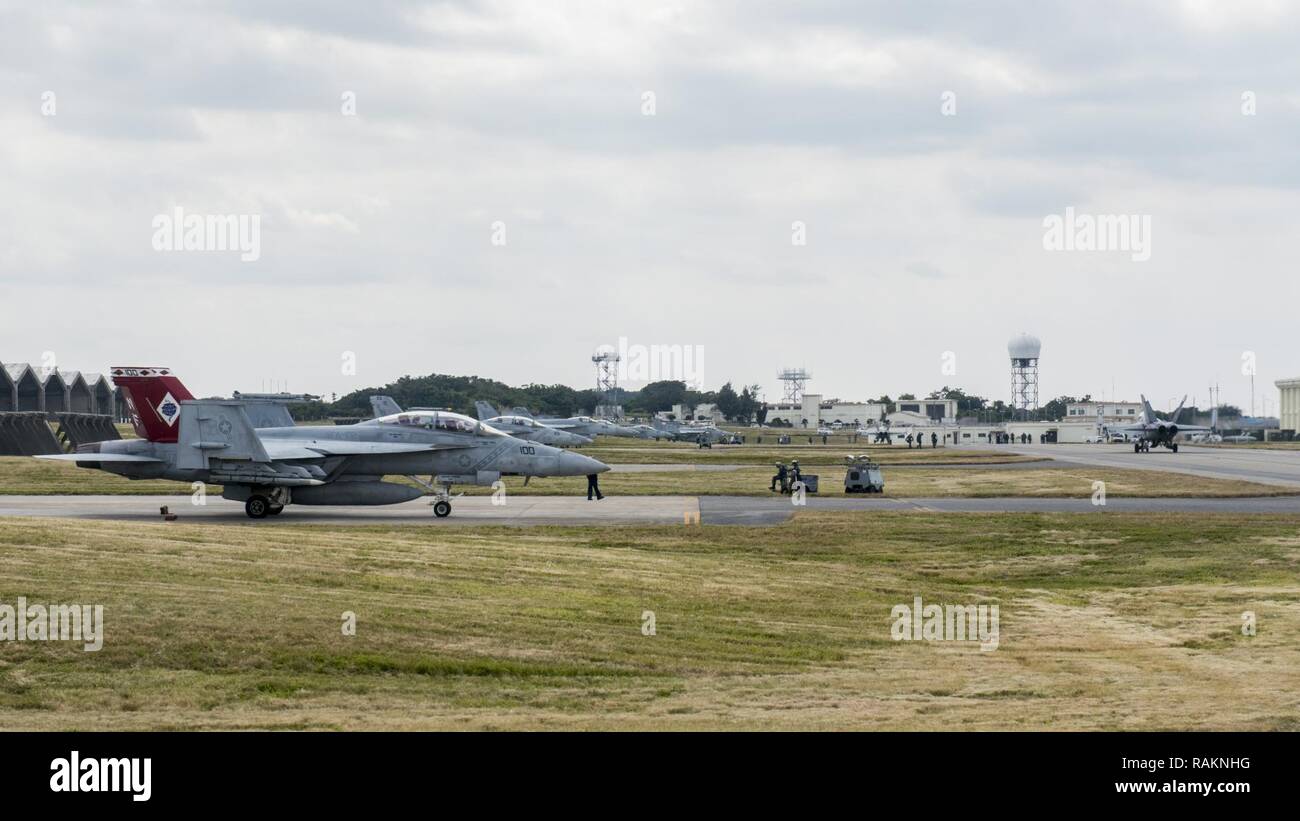 Hornet f18 hi-res stock photography and images - Page 31 - Alamy