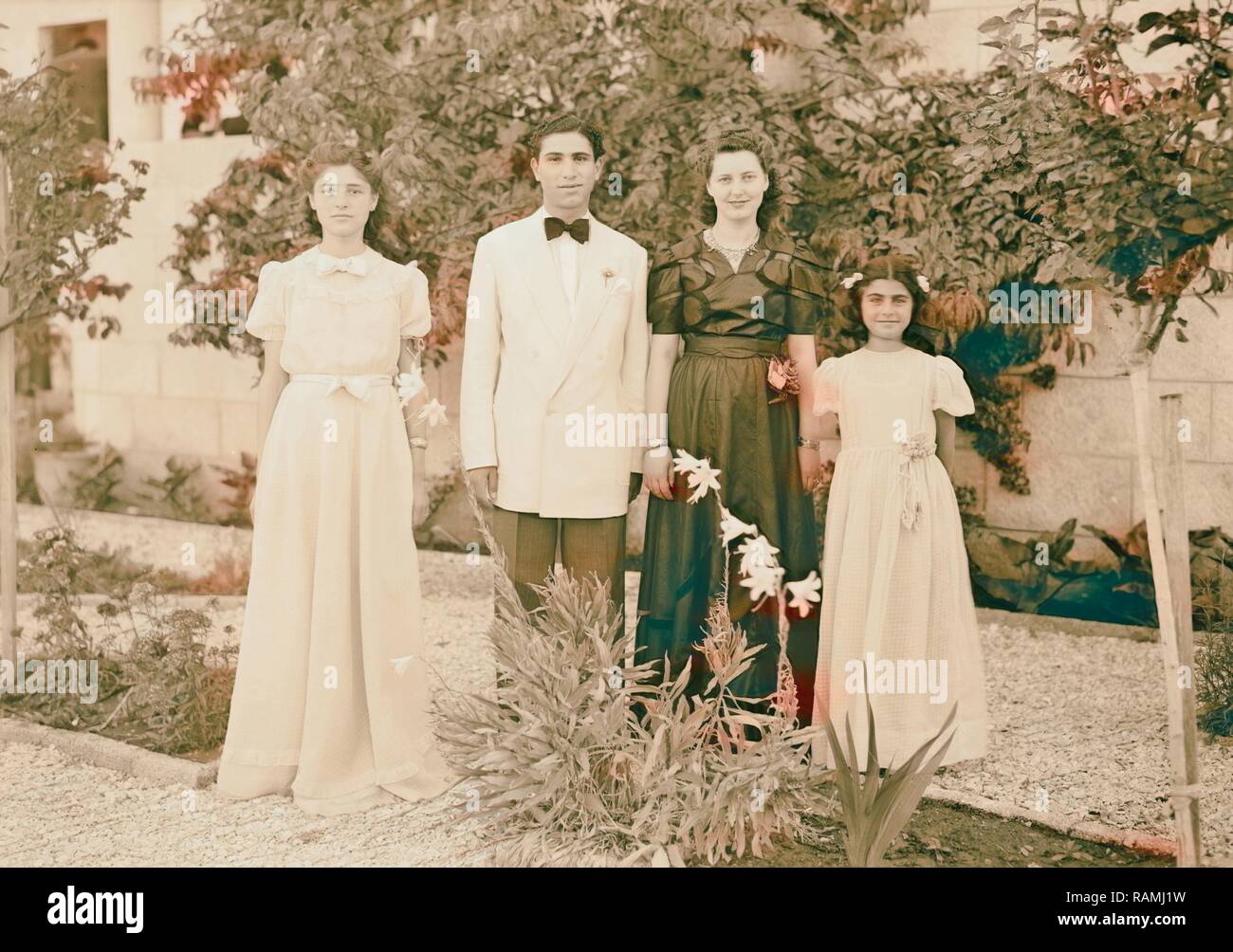 Dajani family groups. (left to right) Hind alDajani, her brother