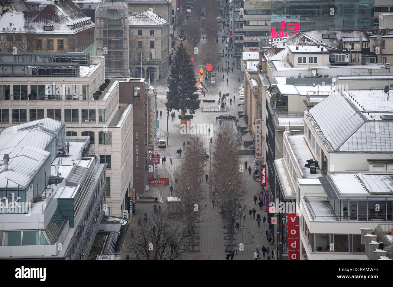 Stuttgart Germany 04th Jan 2019 People Walk Along Konigstrasse
