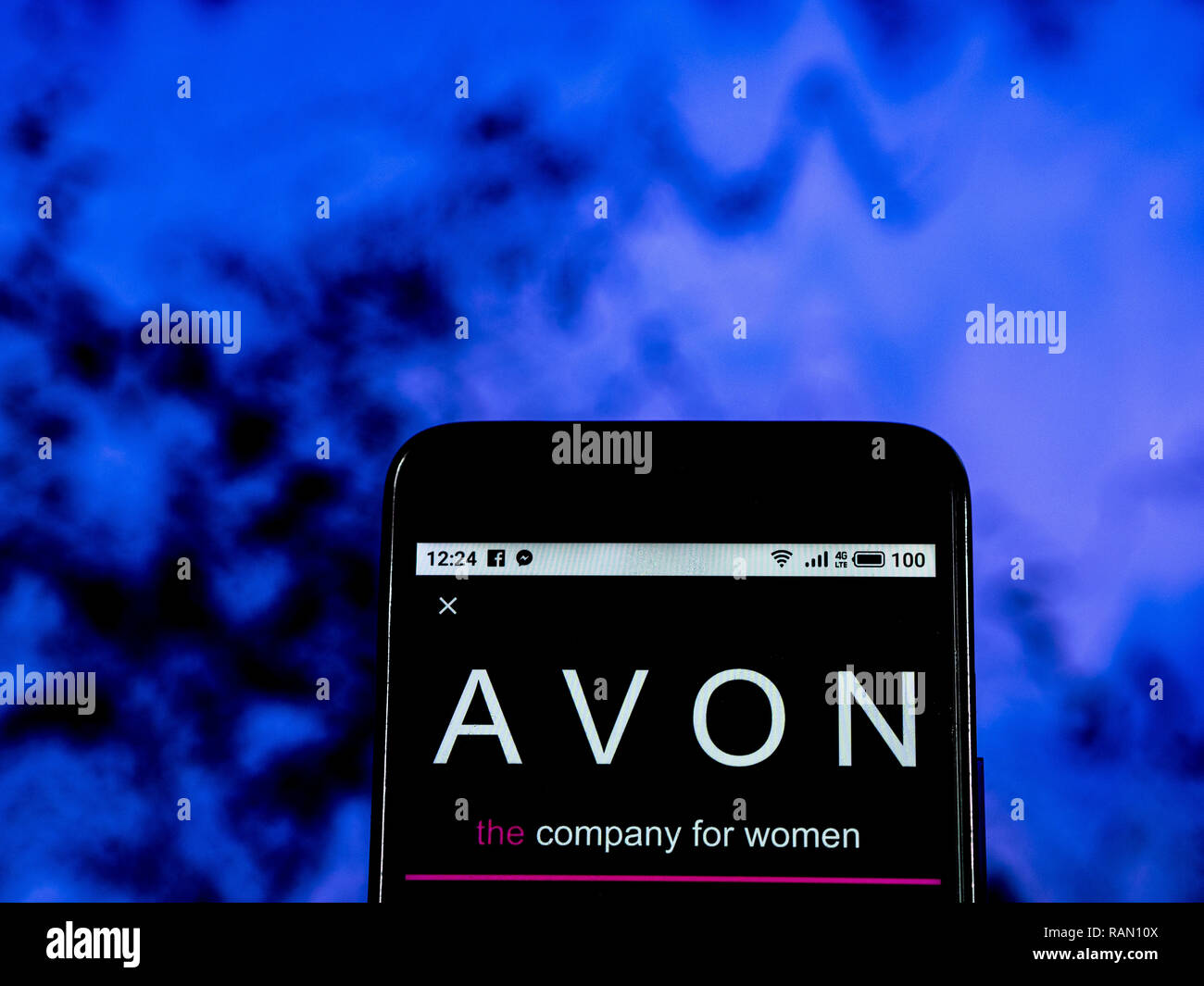 Avon cosmetics hi-res stock photography and images - Alamy
