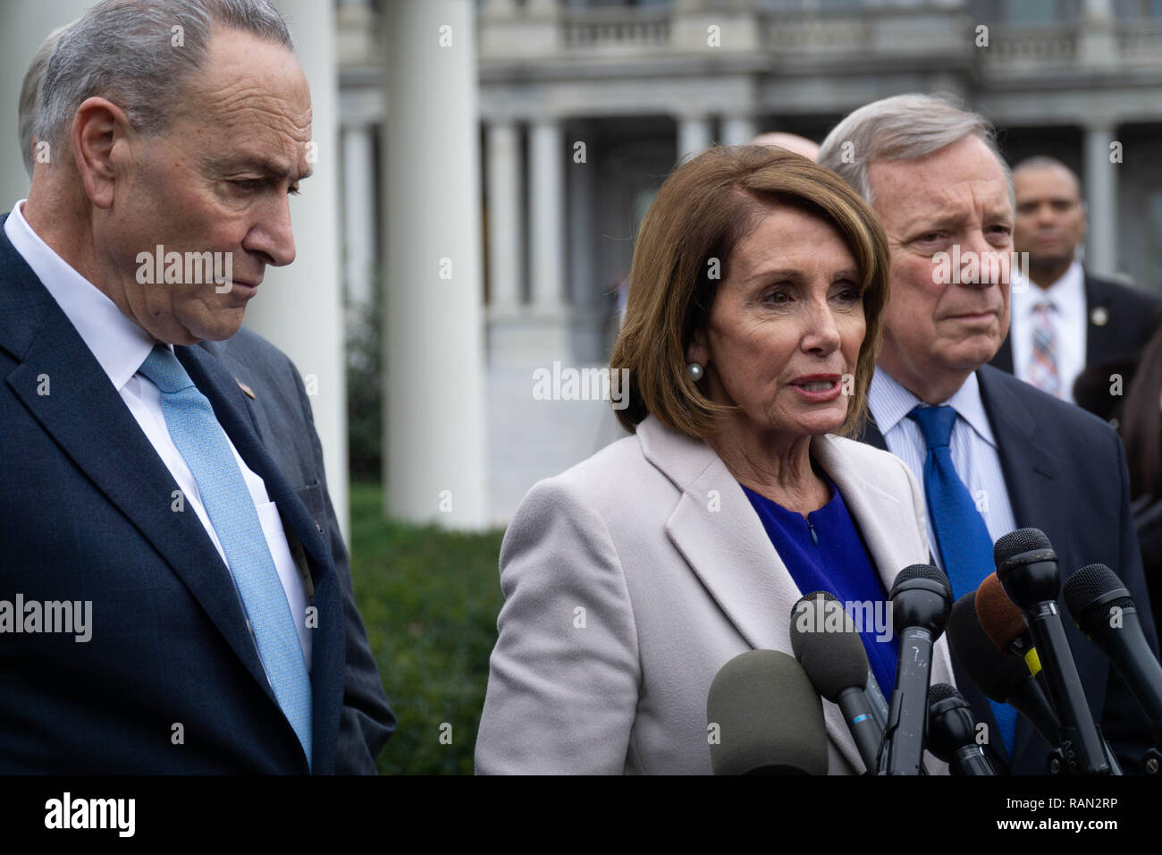 Washington DC, USA. 4th January, 2019. Speaker of the House Nancy Pelosi, flanked by the other Democratic leaders in Congress, addresses the media after meeting with Republicans and President Donald Trump in an attempt to work out a compromise to end the partial government shutdown, January 4, 2019. Credit: Michael Candelori/Alamy Live News Stock Photo
