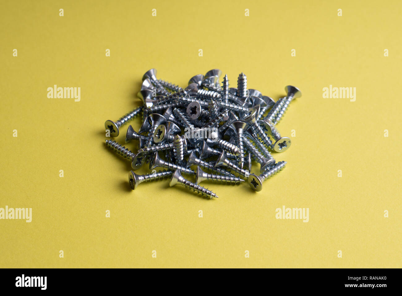 Selftapping Screws Perfect for Metal, Plastic and Wood Work Stock