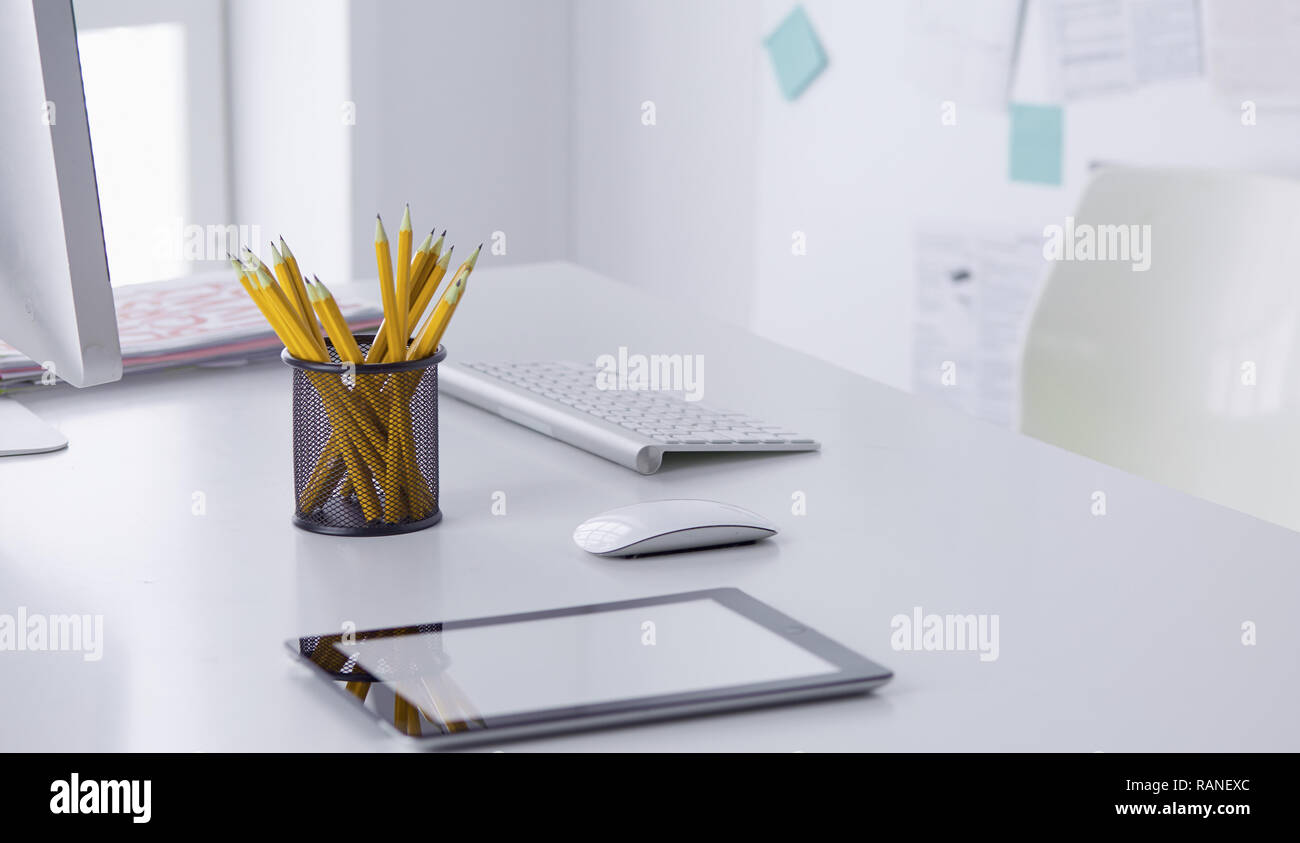 Graphite pencils in a metal grid-container. Concept Stock Photo - Alamy