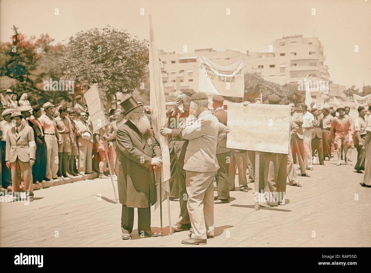 Jewish protest demonstrations against Palestine White Paper, May 18, 1939. Great War legionaries with their veteran reimagined Stock Photo