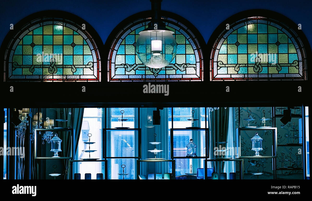 elegant coffee shop of the galerias victoria, sidney Stock Photo