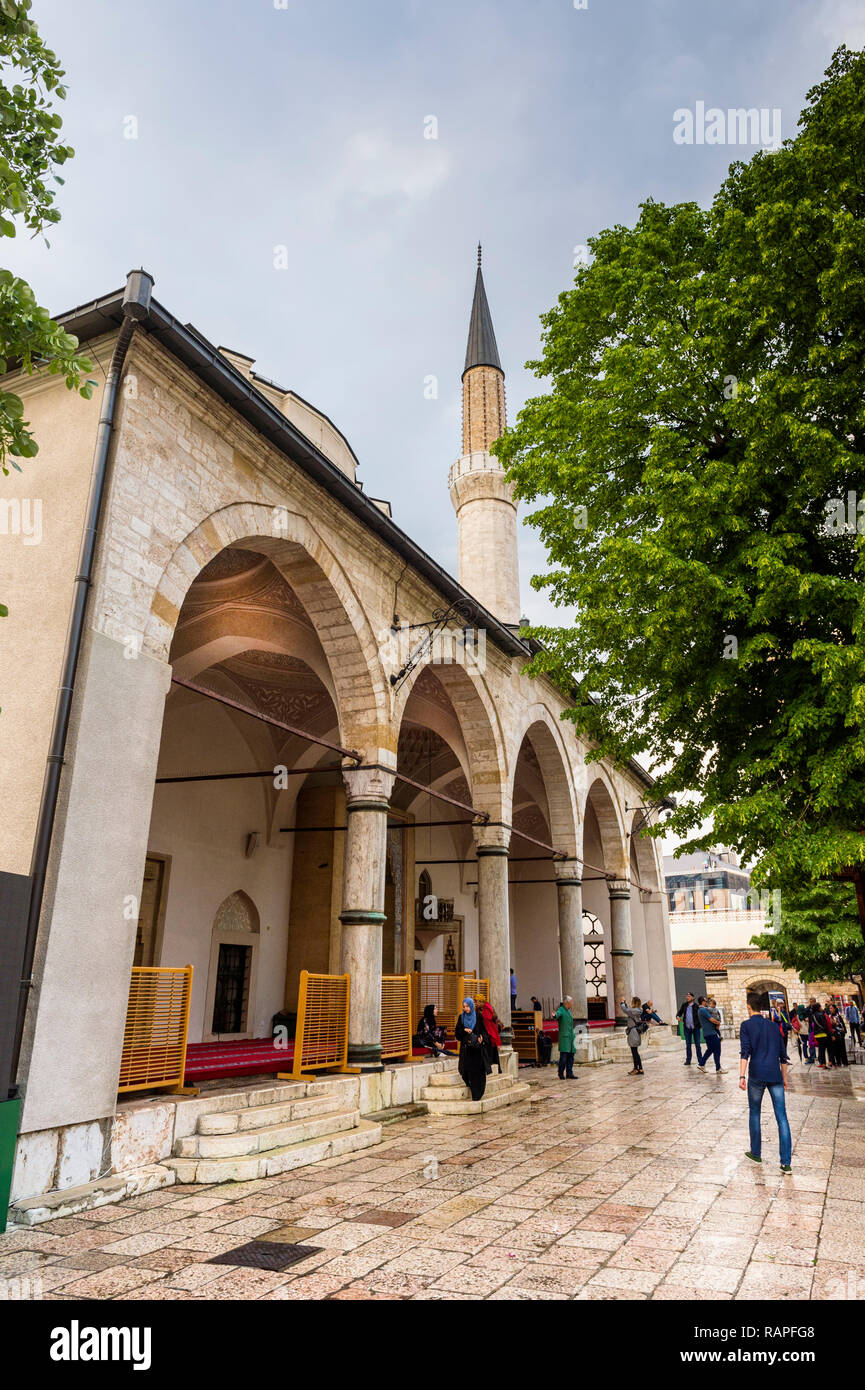 Gazi Husrev-beg Mosque courtyard, the largest historical mosque in Bosnia, Bascarsija old bazar, Sarajevo, Bosnia and Herzegovina Stock Photo