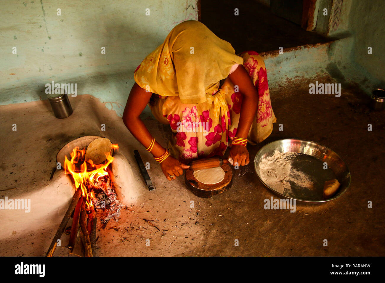 Indian charcoal tree hires stock photography and images Alamy