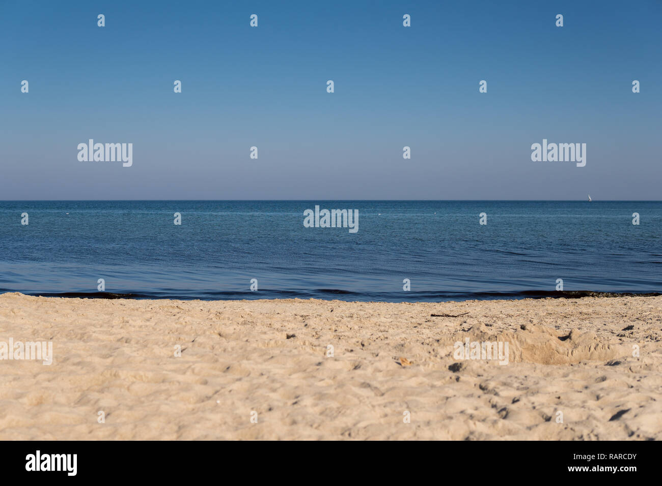 Empty beach calm sea hi-res stock photography and images - Alamy