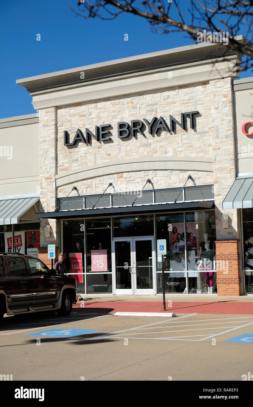 287 Lane Bryant Shop Stock Photos, High-Res Pictures, and Images