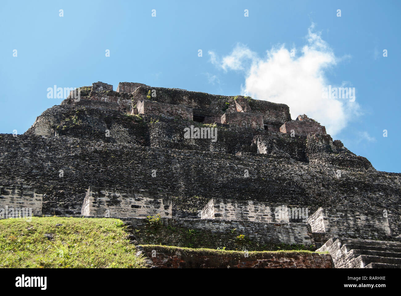 Xunantunich, An Ancient Mayan Archaeological Site In Western Belize ...