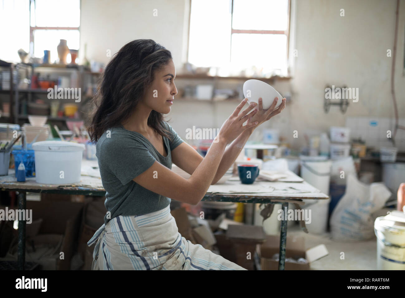 Retail creation hi res stock photography and images Alamy