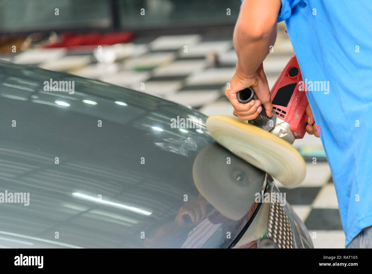 Car polishing hi res stock photography and images Alamy