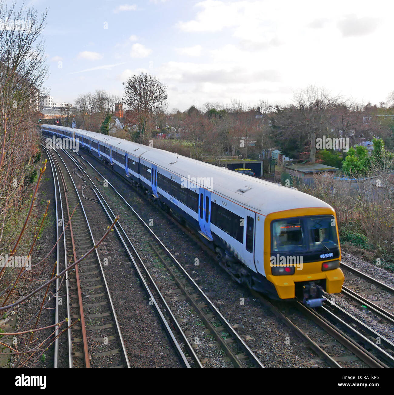 Southeastern trains hi res stock photography and images alamy