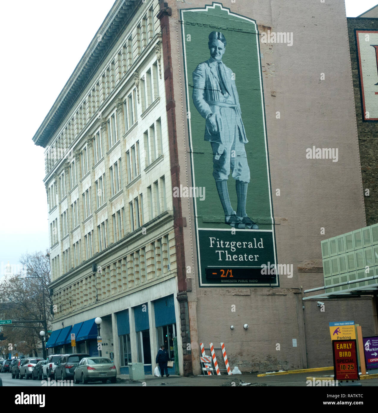 Full length picture of F. Scott Fitzgerald on the side of the Fitzgerald Theater building. St Paul Minnesota MN USA Stock Photo