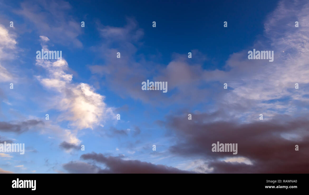 Airliner and dramatic sky hi-res stock photography and images - Alamy