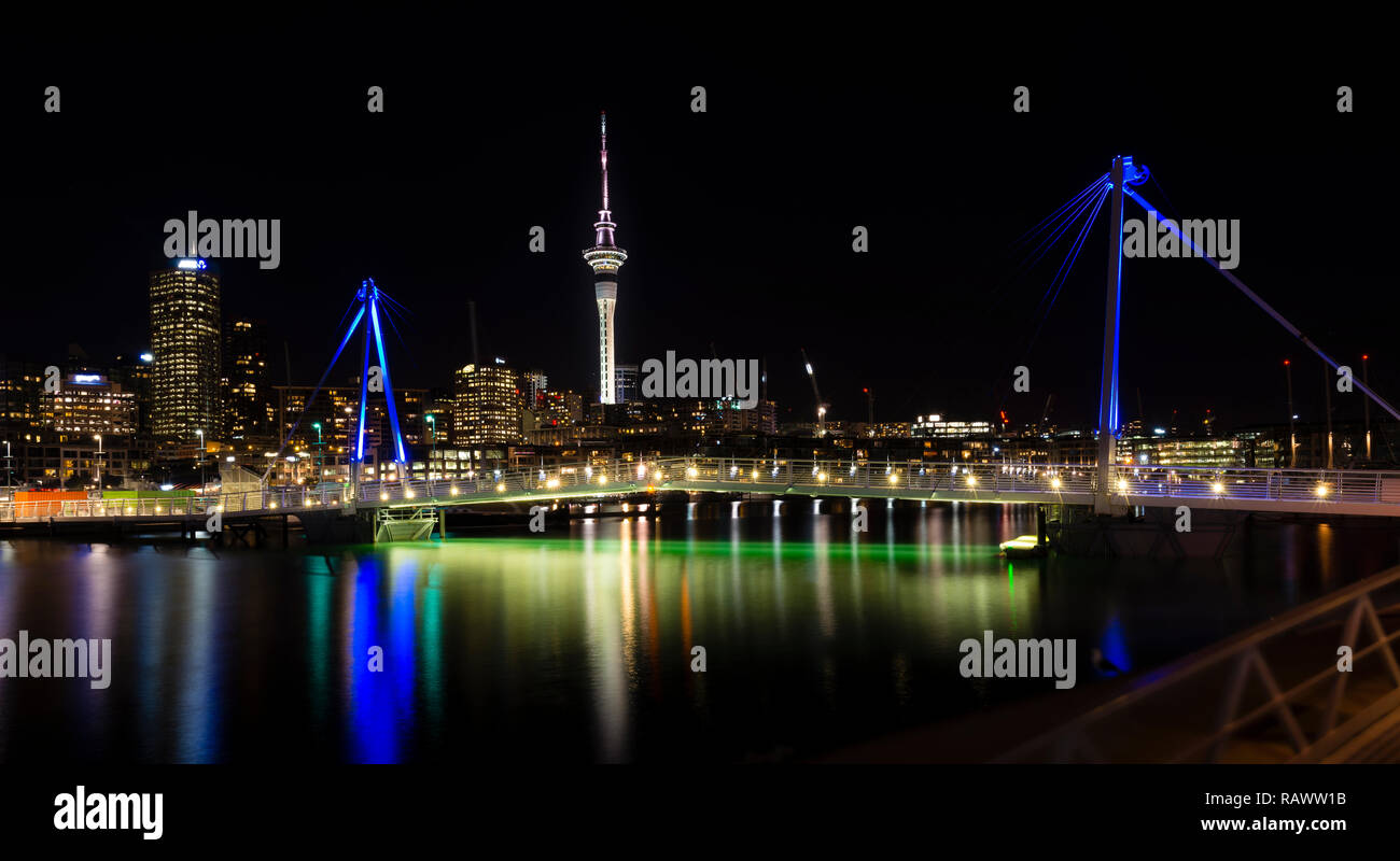 The skyline of Auckland with Sky Tower in New Zealand Stock Photo