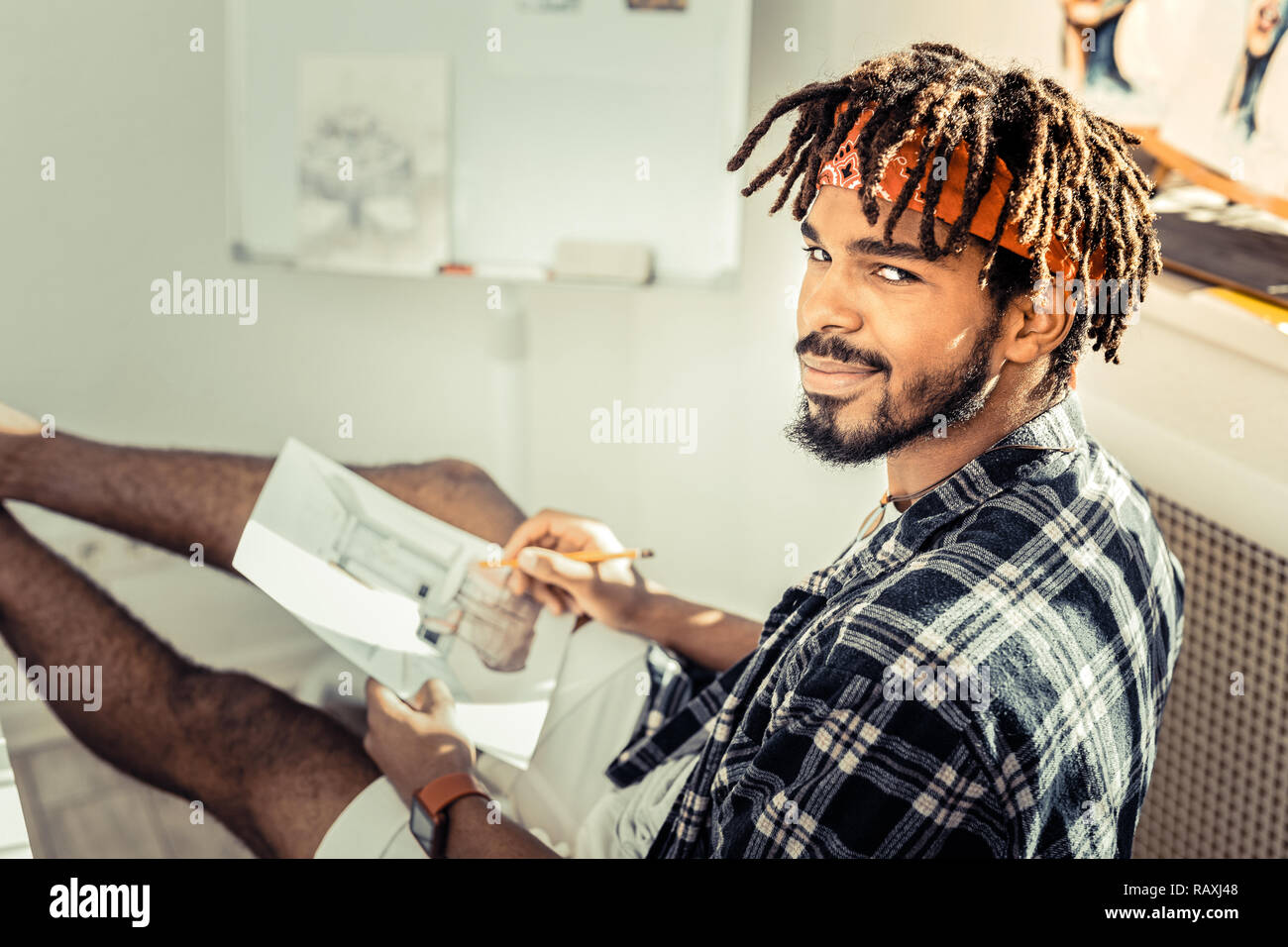 Dark diversity hi-res stock photography and images - Alamy