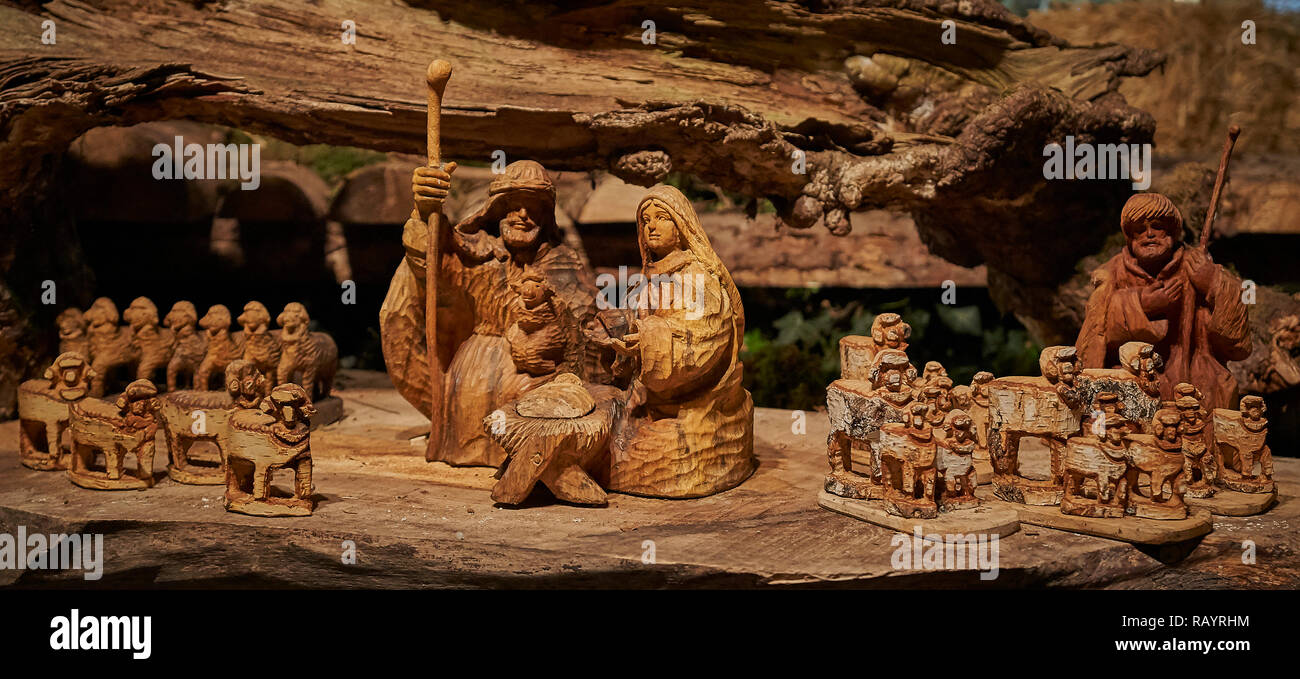 Nativity figures jesus mary joseph hi-res stock photography and images ...