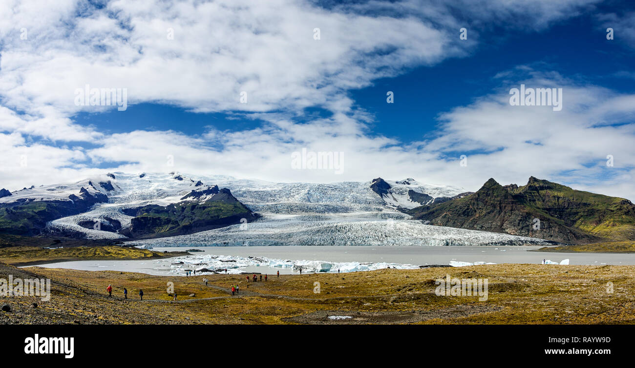 Jokulsarlon Lagoon – The Glacier Lagoon Iceland is one of the most awesome natural wonders of the world. Stock Photo