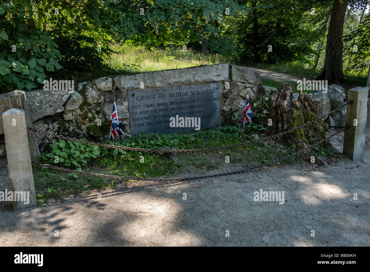 Grave for British soldiers who died at the Old North Bridge, Concord, MA Stock Photo