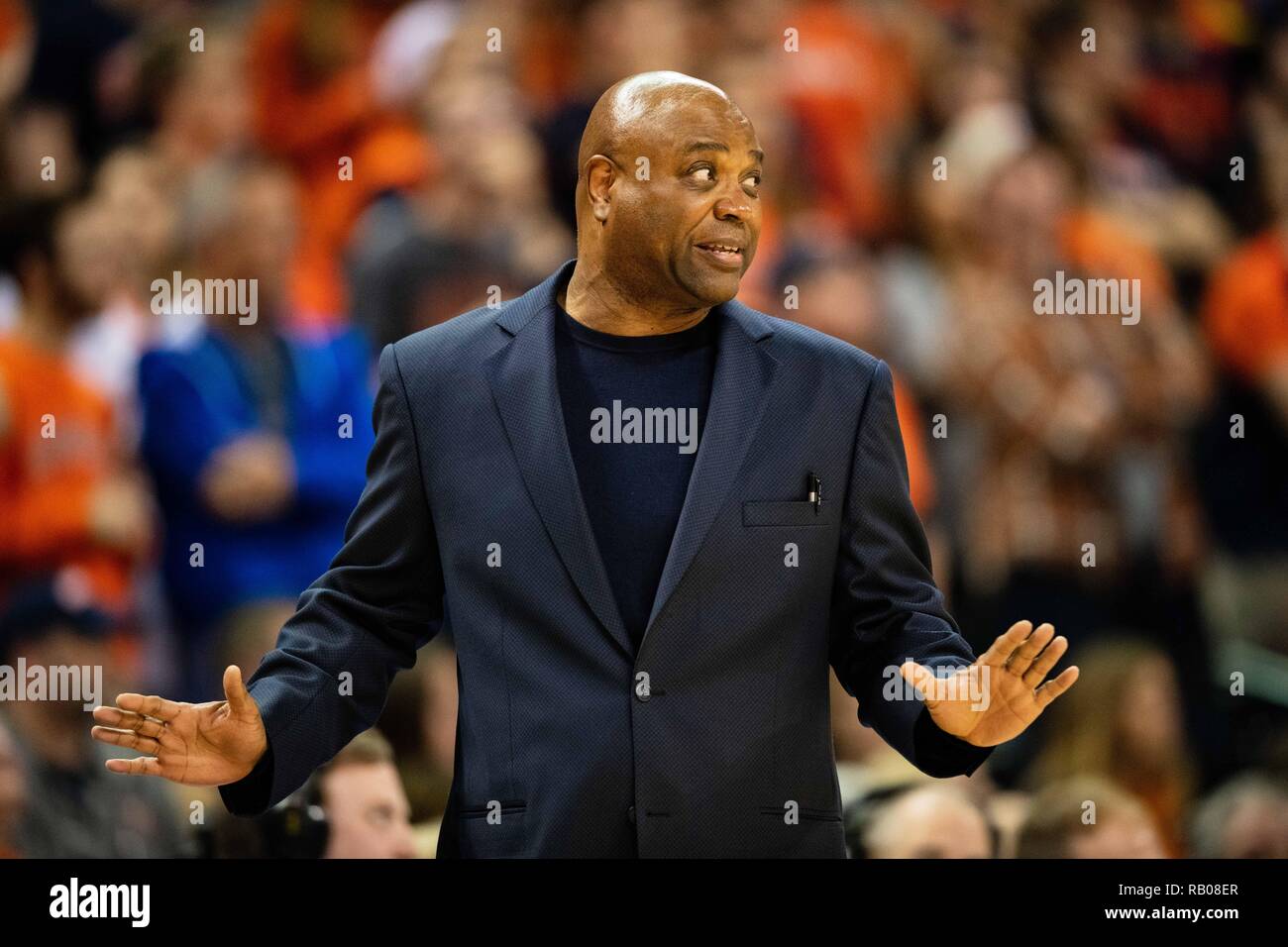 Virginia, USA. 5th Jan 2018. Florida State Seminoles head coach Leonard  Hamilton during the NCAA College Basketball game between the Florida State  Seminoles and the Virginia Cavaliers at John Paul Jones Arena