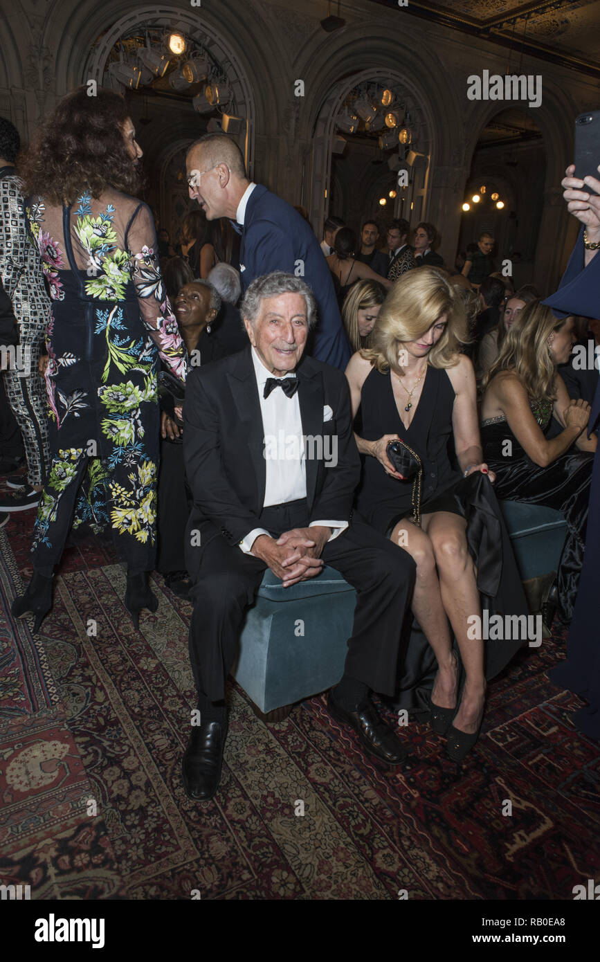 Guests wait for Ralph Lauren fashion show during New York Fashion Week on September 7, 2018 in New York City. 7th Sep, 2018. Credit: Wonwoo Lee/ZUMA Wire/Alamy Live News Stock Photo