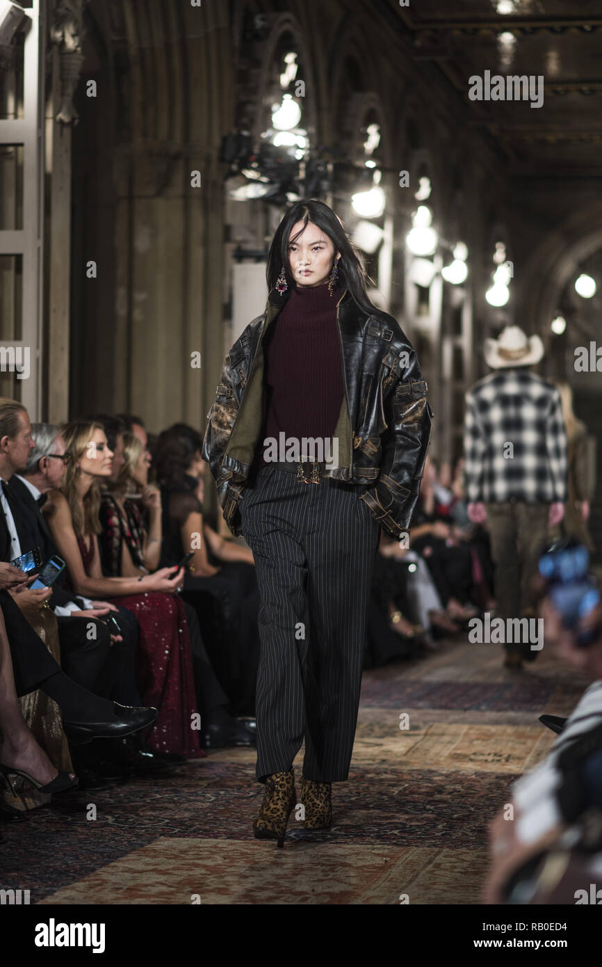 A model walks the runway for Ralph Lauren fashion show during New York Fashion Week on September 7, 2018 in New York City. 7th Sep, 2018. Credit: Wonwoo Lee/ZUMA Wire/Alamy Live News Stock Photo